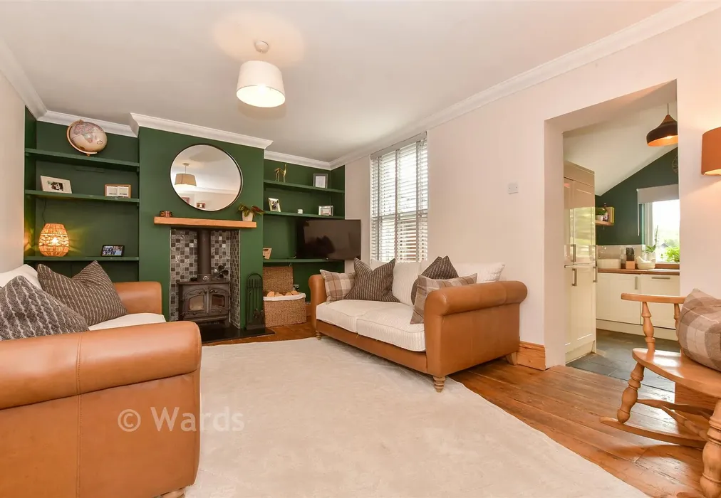 Lounge - New Road, Eythorne, Dover, Kent - Wards of Kent
