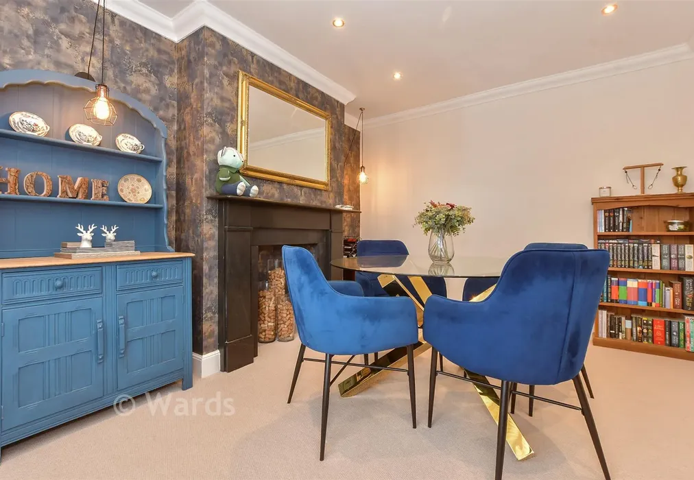 Dining Room - New Road, Eythorne, Dover, Kent - Wards of Kent