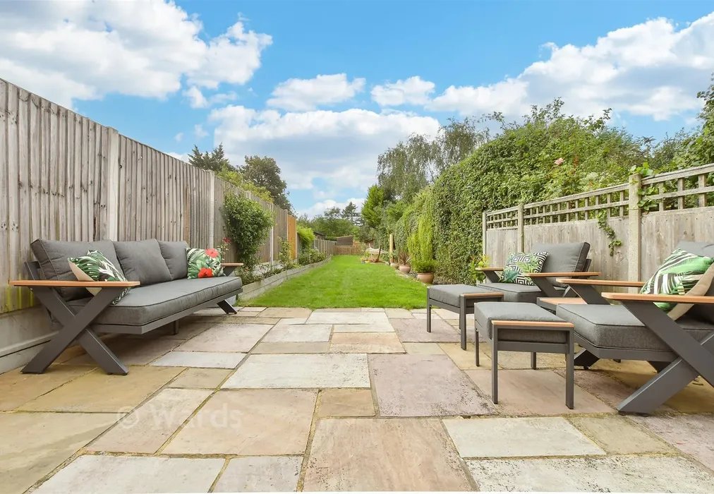 Patio / Decking - New Road, Eythorne, Dover, Kent - Wards of Kent