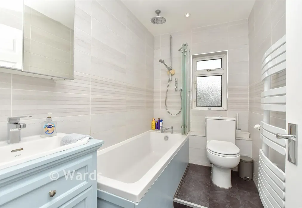 Bathroom - Horsted Avenue, Chatham, Kent - Wards of Kent
