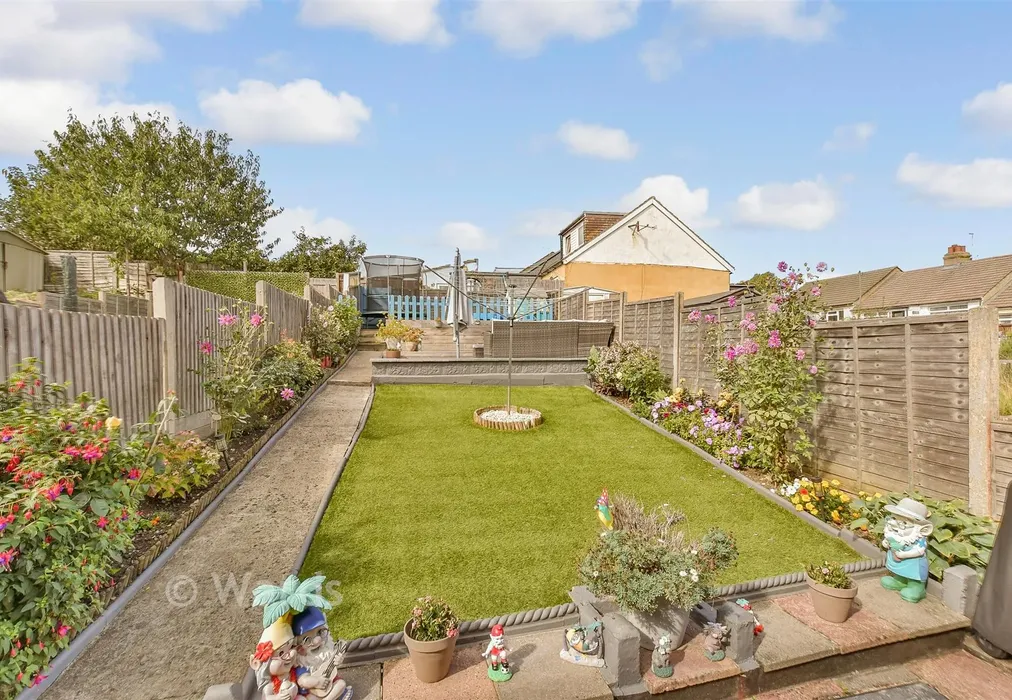 Rear Garden - Horsted Avenue, Chatham, Kent - Wards of Kent