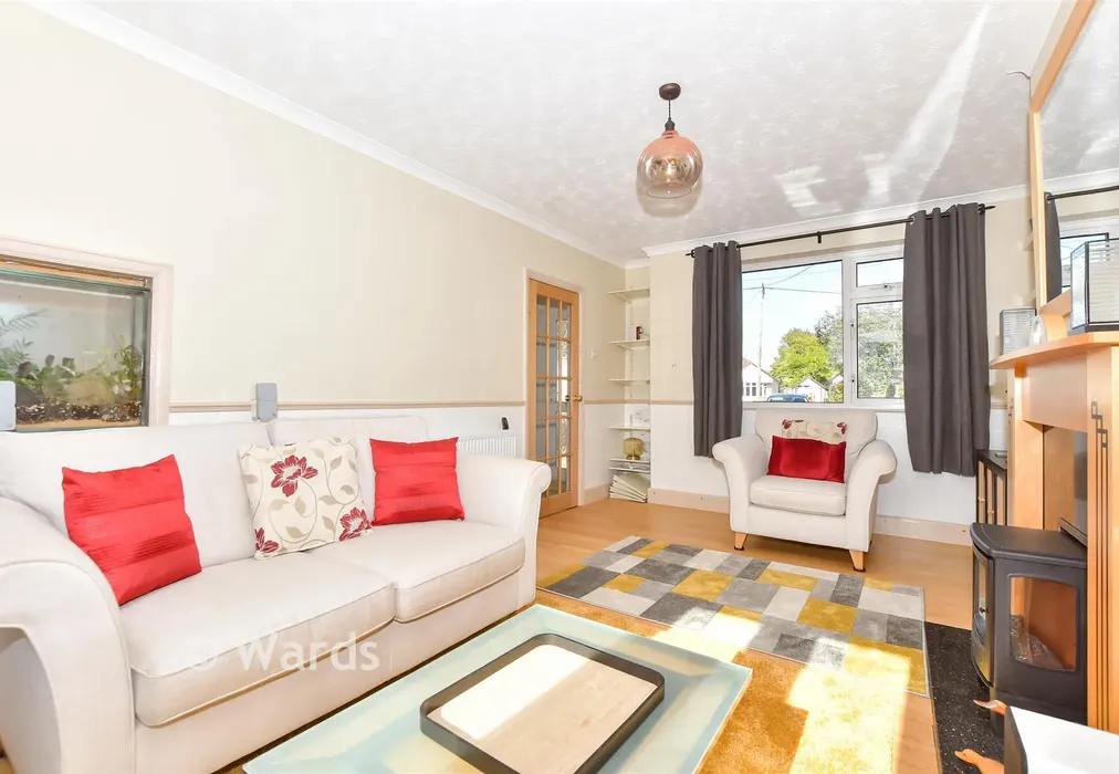 Lounge - St. John's Road, Whitstable, Kent - Wards of Kent
