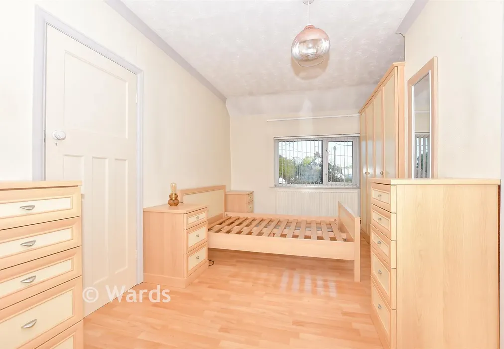 Bedroom 1 - St. John's Road, Whitstable, Kent - Wards of Kent