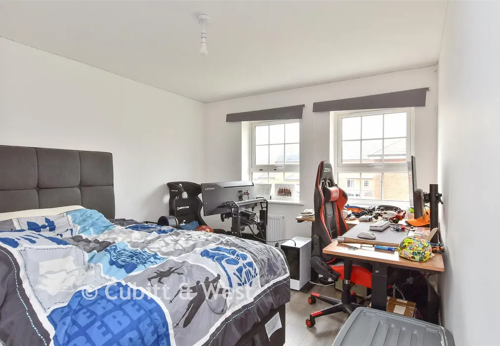 Bedroom 3 - Pipit Way, Peacehaven, East Sussex - Wards of Kent
