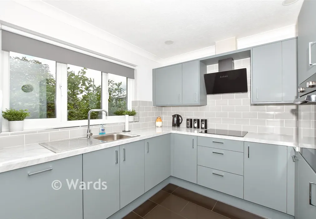 Kitchen - Langport Road, New Romney, Kent - Wards of Kent