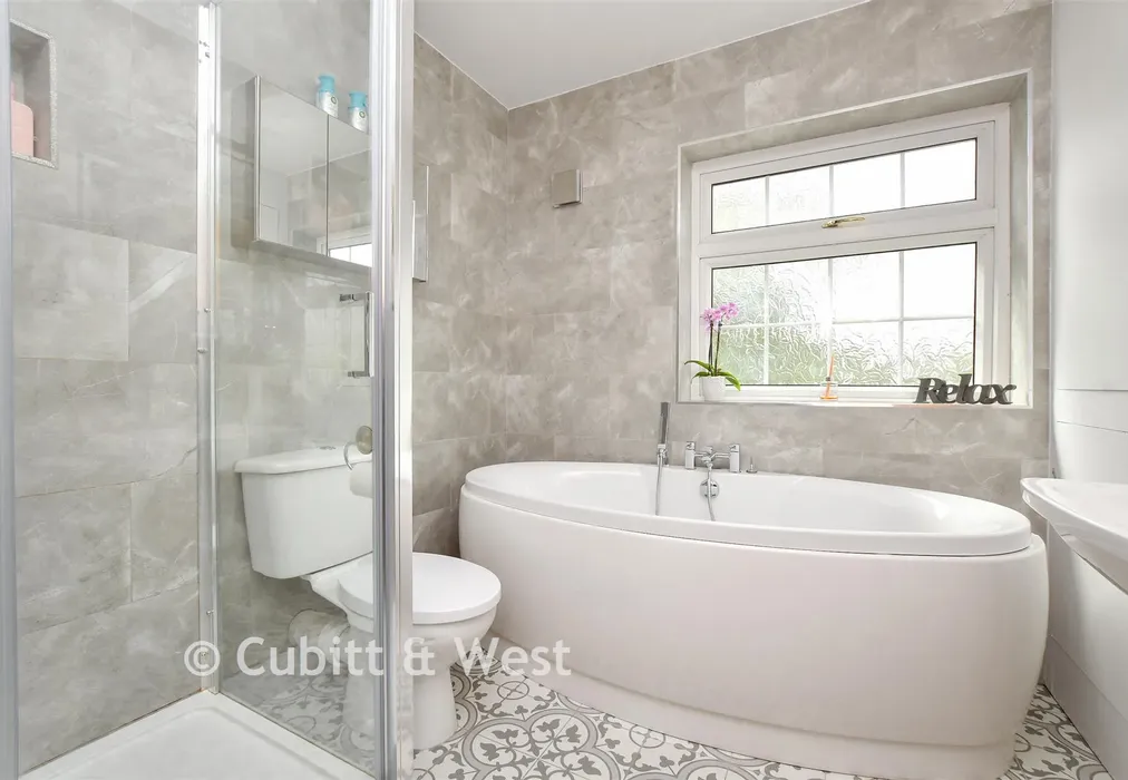 Bedroom 2 - Langland Gardens, Croydon, Surrey - Wards of Kent