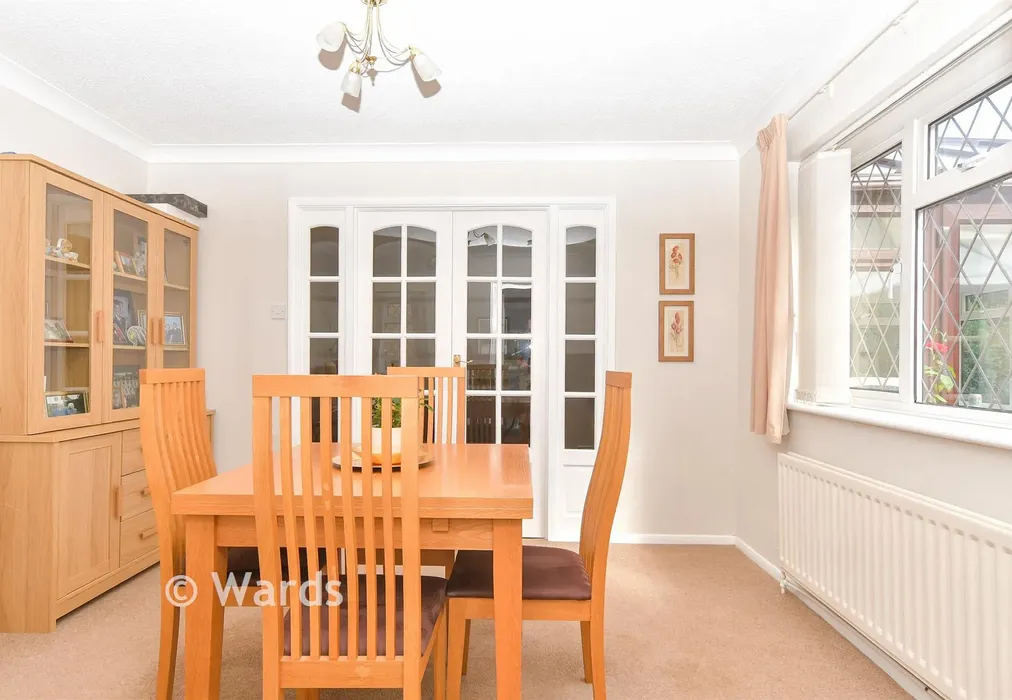 Dining Room - The Covert, Chatham, Kent - Wards of Kent