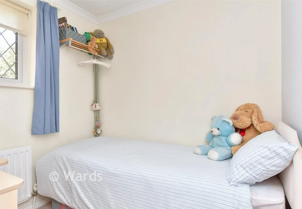 Bedroom 4 - The Covert, Chatham, Kent - Wards of Kent
