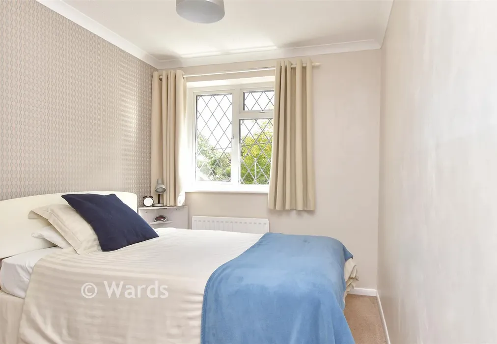 Bedroom 3 - The Covert, Chatham, Kent - Wards of Kent