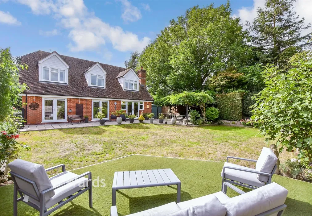 Rear Garden - Heath Road, Boughton Monchelsea, Maidstone, Kent - Wards of Kent