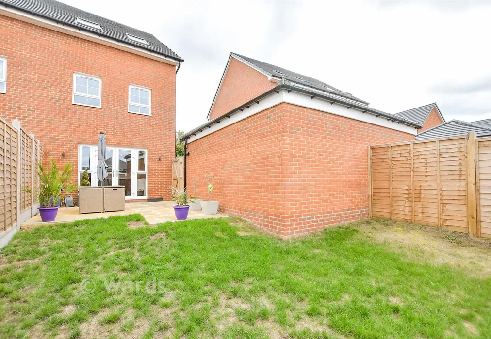 Rear Garden - Matrix Road, Aylesford, Kent - Wards of Kent