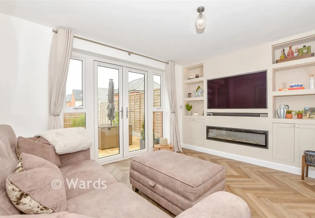 Lounge/Diner - Matrix Road, Aylesford, Kent - Wards of Kent