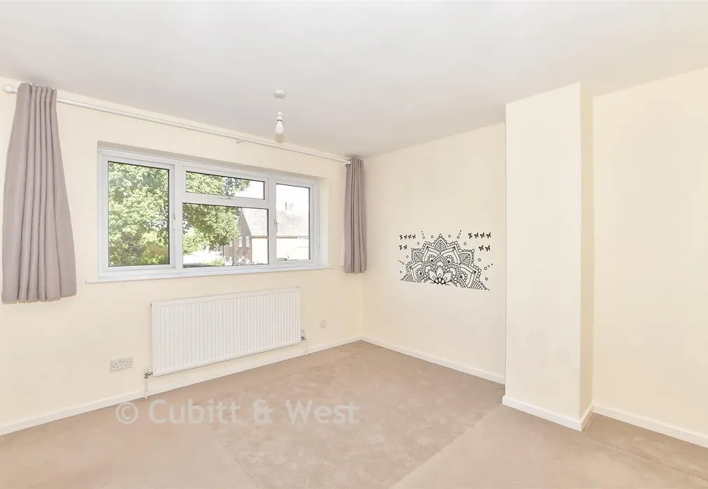Bedroom 1 - Rother Crescent, Gossops Green, Crawley, West Sussex - Wards of Kent