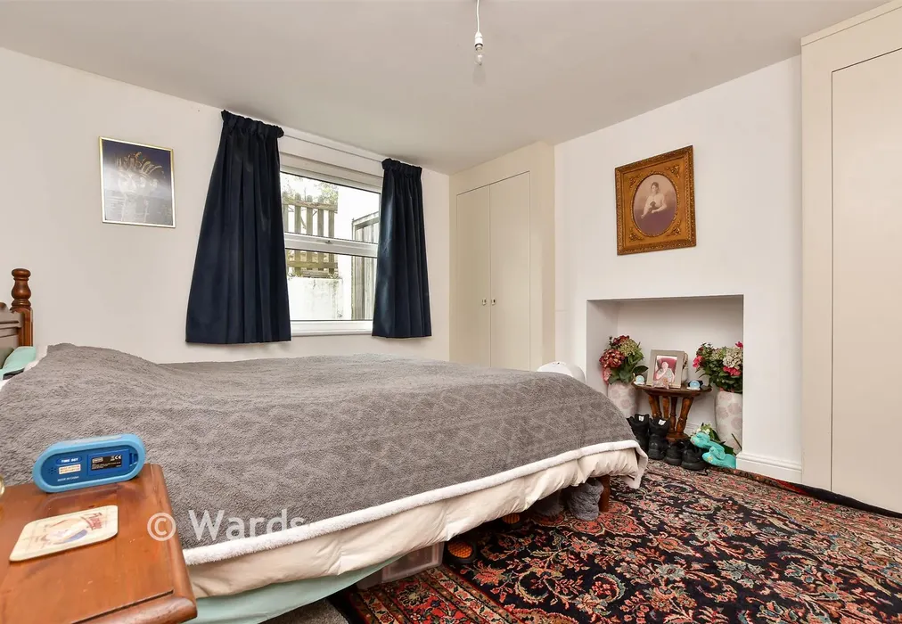 Bedroom - Belmont Road, Broadstairs, Kent - Wards of Kent