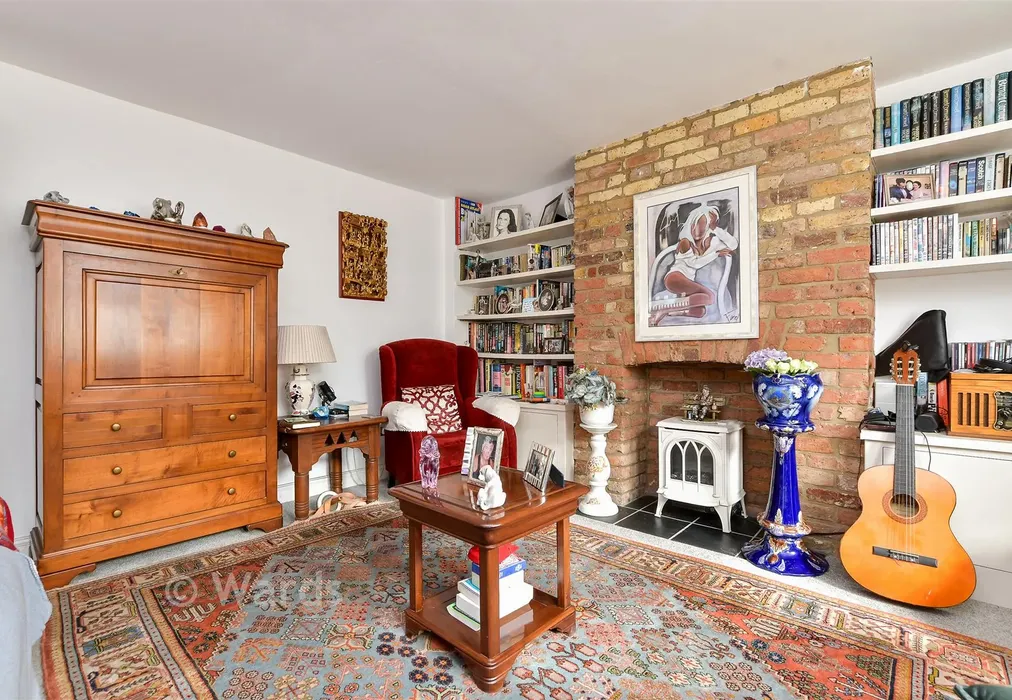 Lounge - Belmont Road, Broadstairs, Kent - Wards of Kent