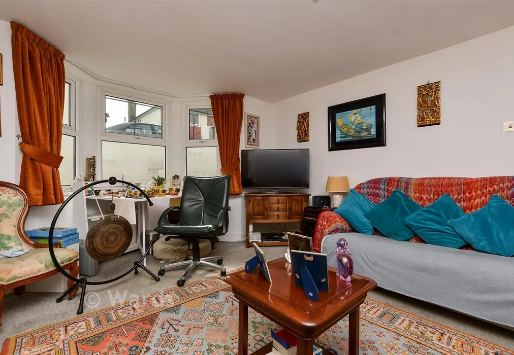 Lounge - Belmont Road, Broadstairs, Kent - Wards of Kent