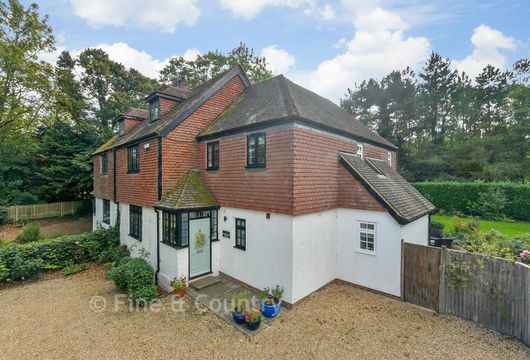 Tibbs Court Lane, Brenchley, Tonbridge, Kent - Wards of Kent