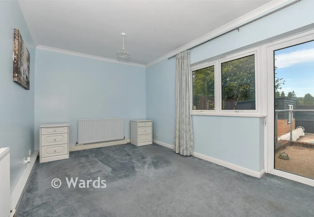 Bedroom 2 - Biddenden, Ashford, Kent - Wards of Kent