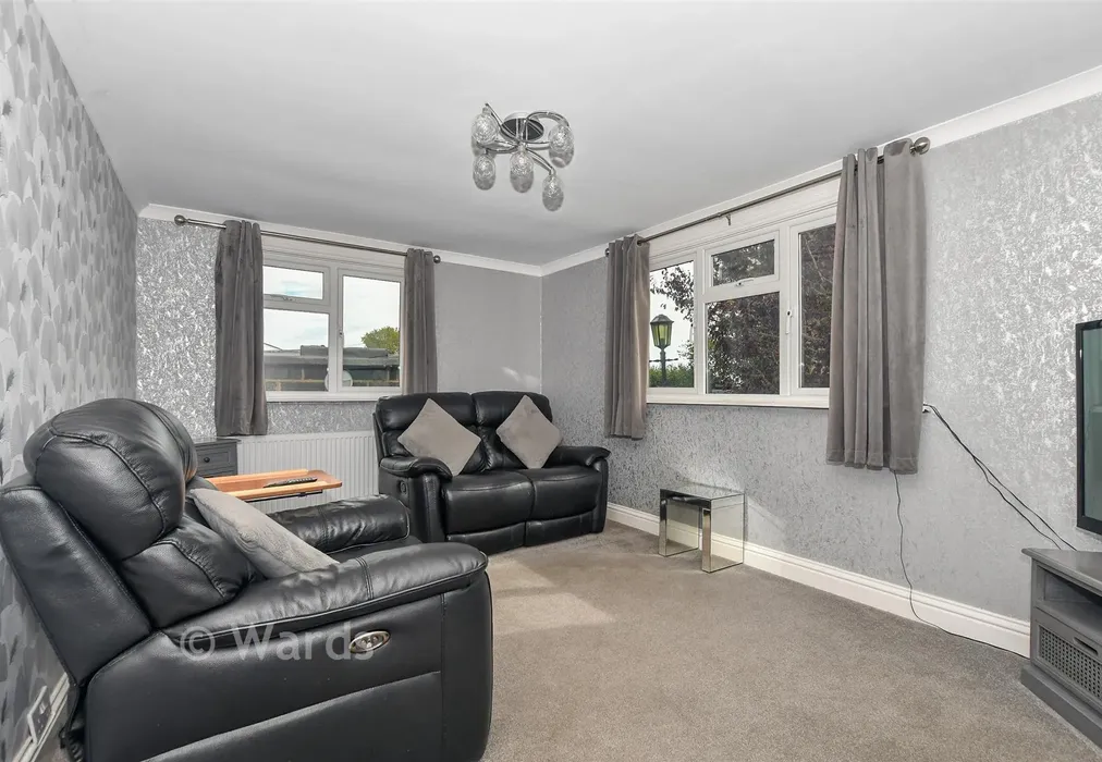 Lounge - Biddenden, Ashford, Kent - Wards of Kent