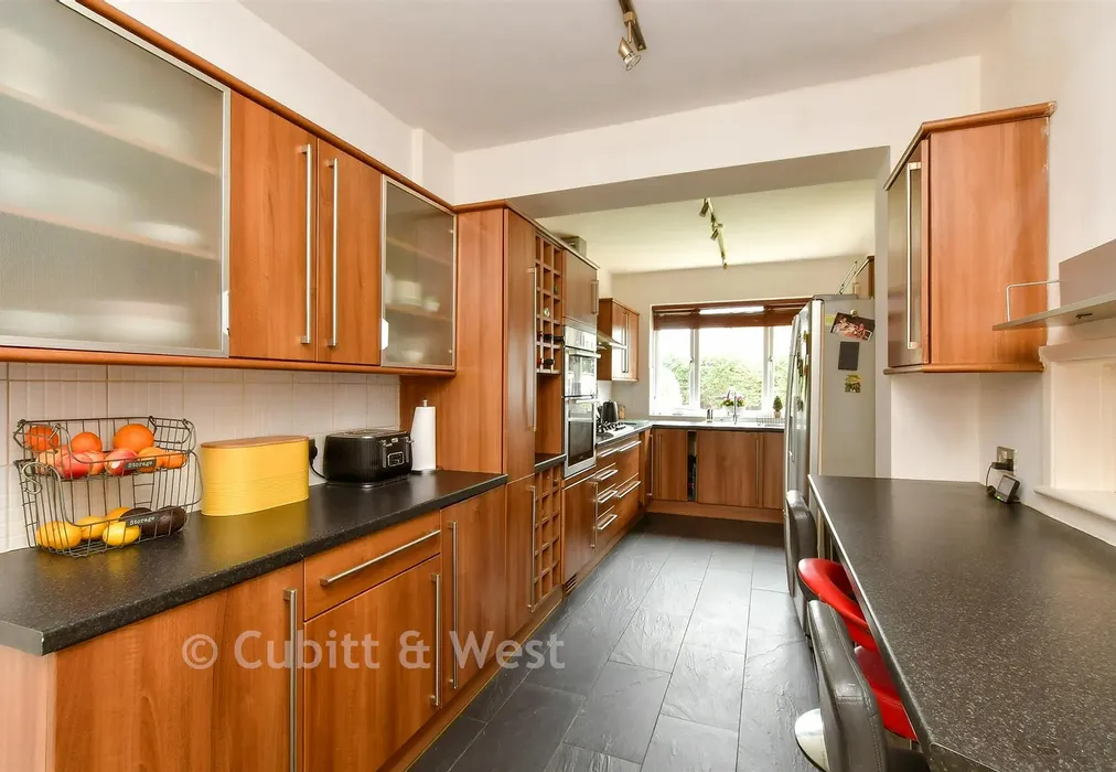 Kitchen - Angus Road, Goring-By-Sea, Worthing, West Sussex - Wards of Kent
