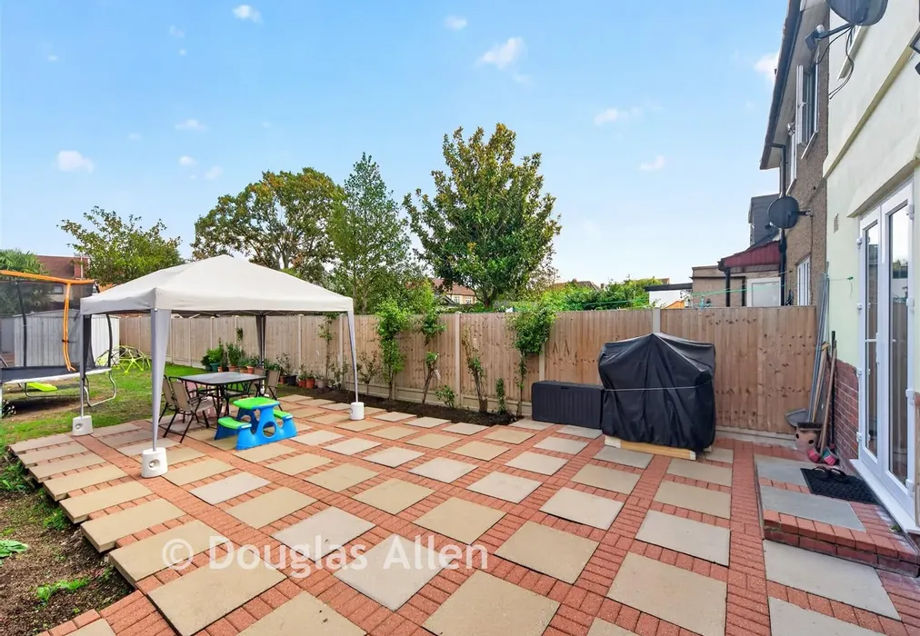 Rear Garden - Manor Road, Chadwell Heath, Romford, Essex - Wards of Kent