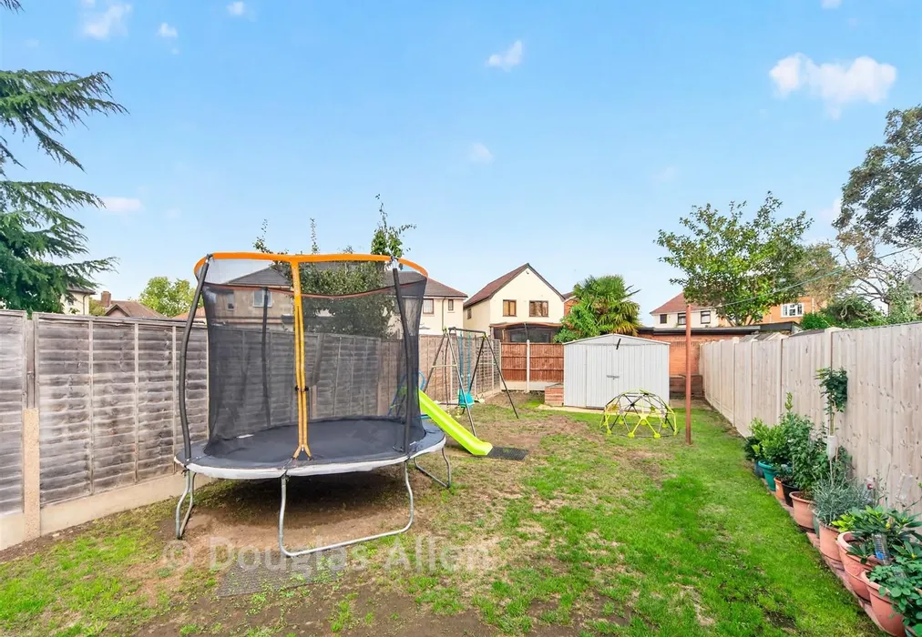 Rear Garden - Manor Road, Chadwell Heath, Romford, Essex - Wards of Kent