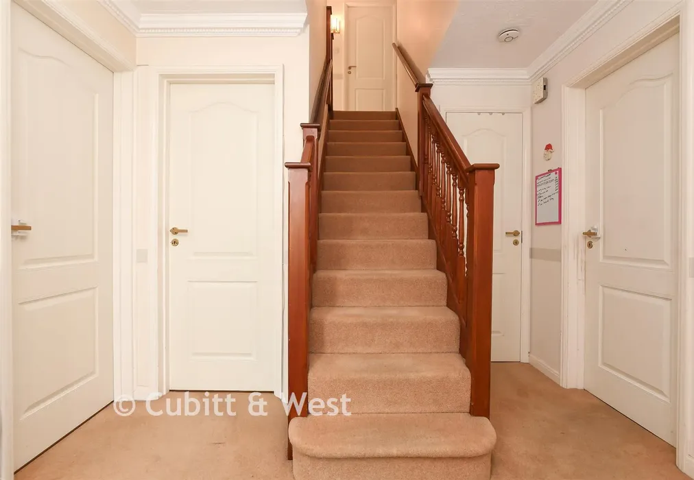 Rear Garden - Hillbury Gardens, Warlingham, Surrey - Wards of Kent