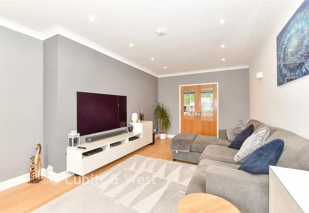Lounge - Queens Field Walk, Bognor Regis, West Sussex - Wards of Kent