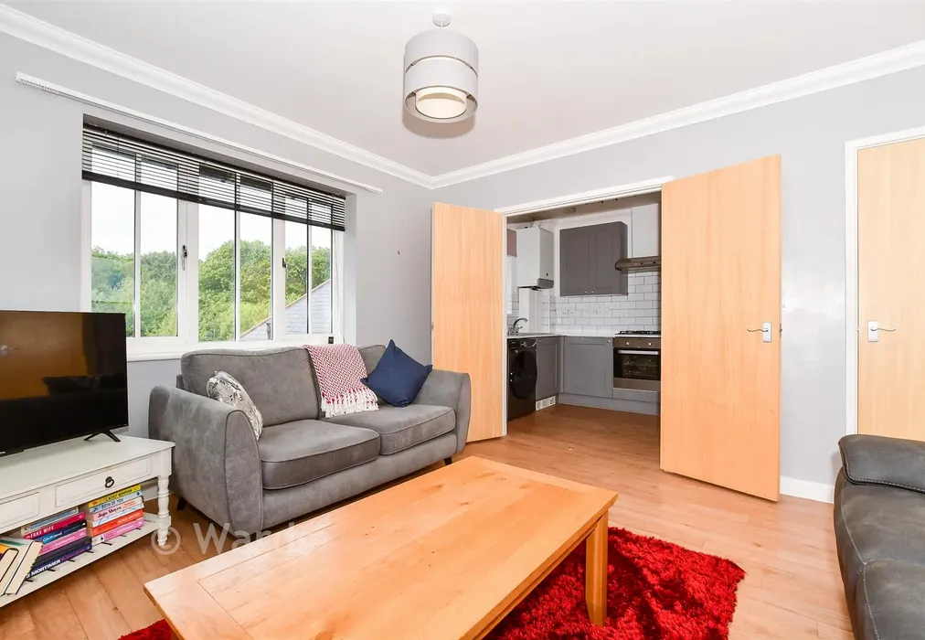 Lounge - Kings Hill, West Malling, Kent - Wards of Kent