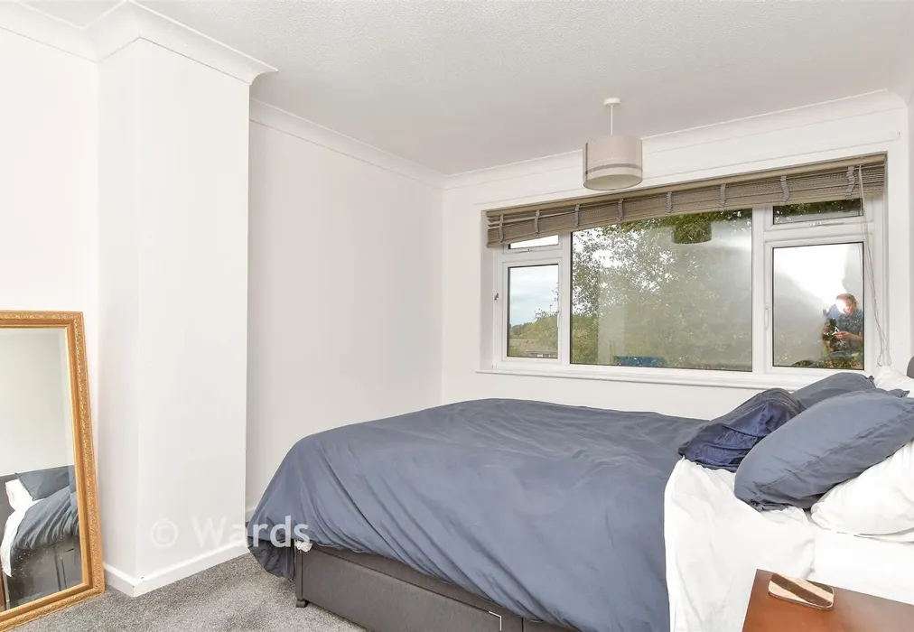 Bedroom 1 - Sundridge Drive, Walderslade, Chatham, Kent - Wards of Kent