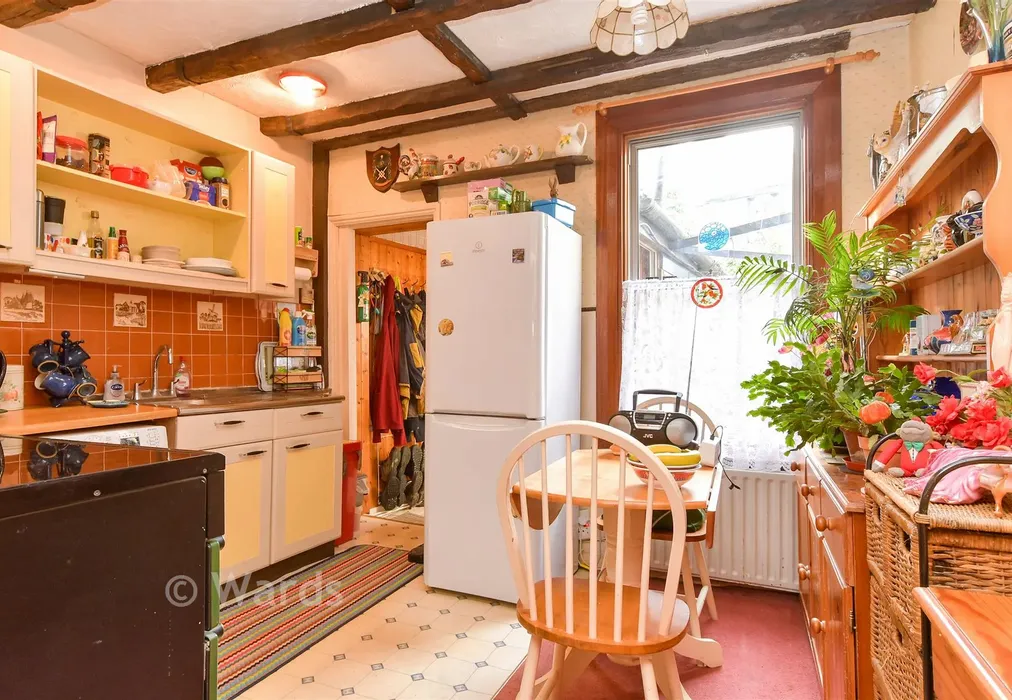 Kitchen - South Hill Road, Gravesend, Kent - Wards of Kent