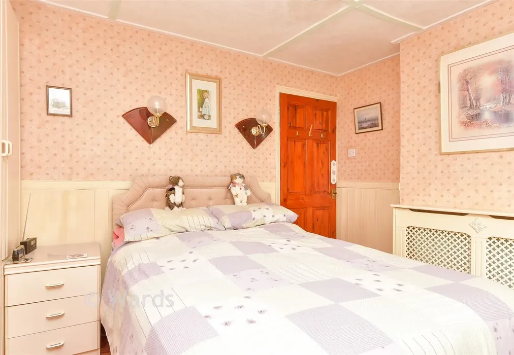 Bedroom 1 - South Hill Road, Gravesend, Kent - Wards of Kent
