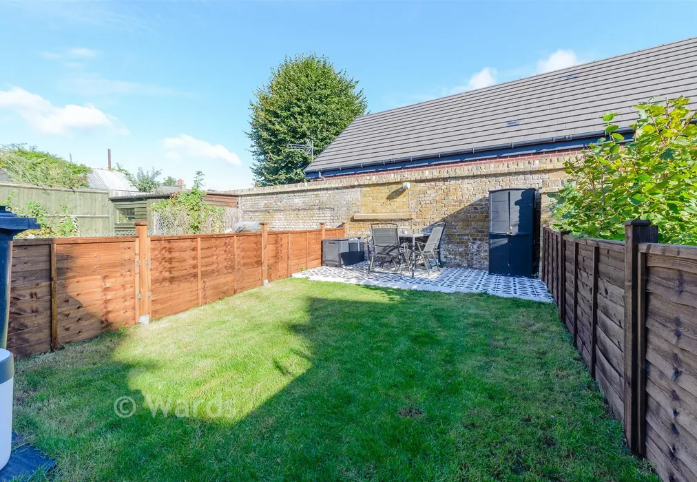 Rear Garden - Christchurch Crescent, Gravesend, Kent - Wards of Kent