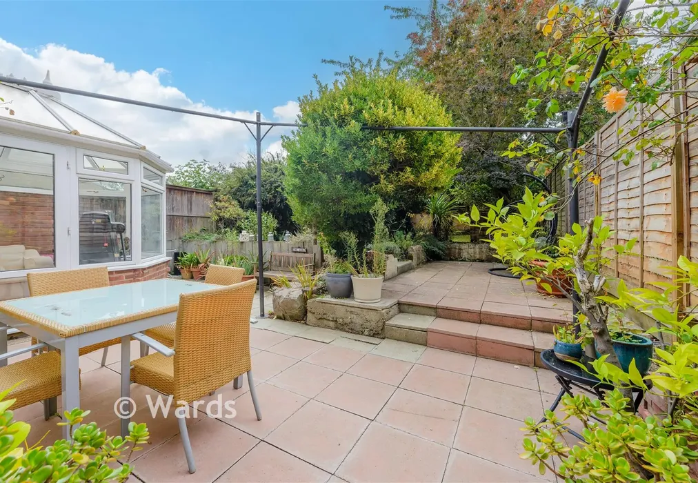 Rear Garden - Fawkham Avenue, Longfield, Kent - Wards of Kent