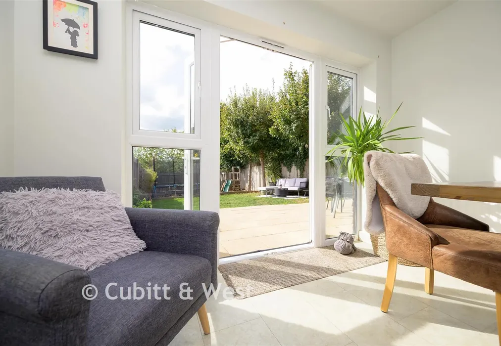 Internal Lifestyle Photograph - Beare Green, Dorking, Surrey - Wards of Kent