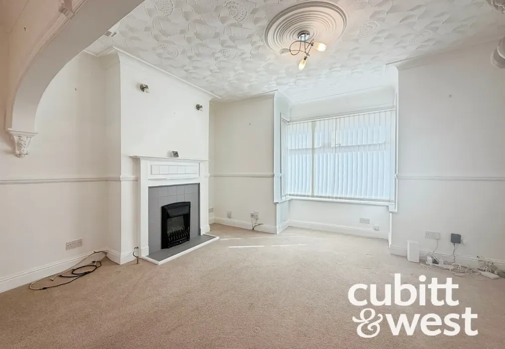  - DEPOSIT ALTERNATIVE AVAILABLE Lichfield Road Portsmouth PO3 - Wards of Kent