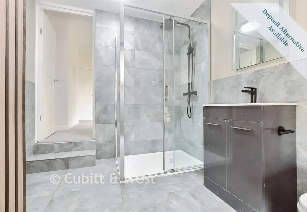Shower room - AVAILABLE NOW! London Road, Forest Row, RH18 - Wards of Kent