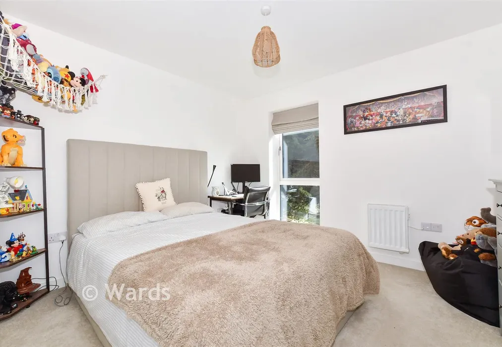 Bedroom 2 - Salomons Grove, Southborough, Tunbridge Wells, Kent - Wards of Kent