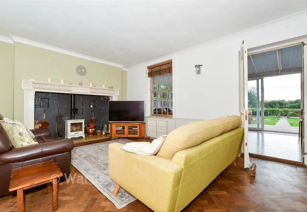 Lounge/Diner - Lughorse Lane, Hunton, Maidstone, Kent - Wards of Kent