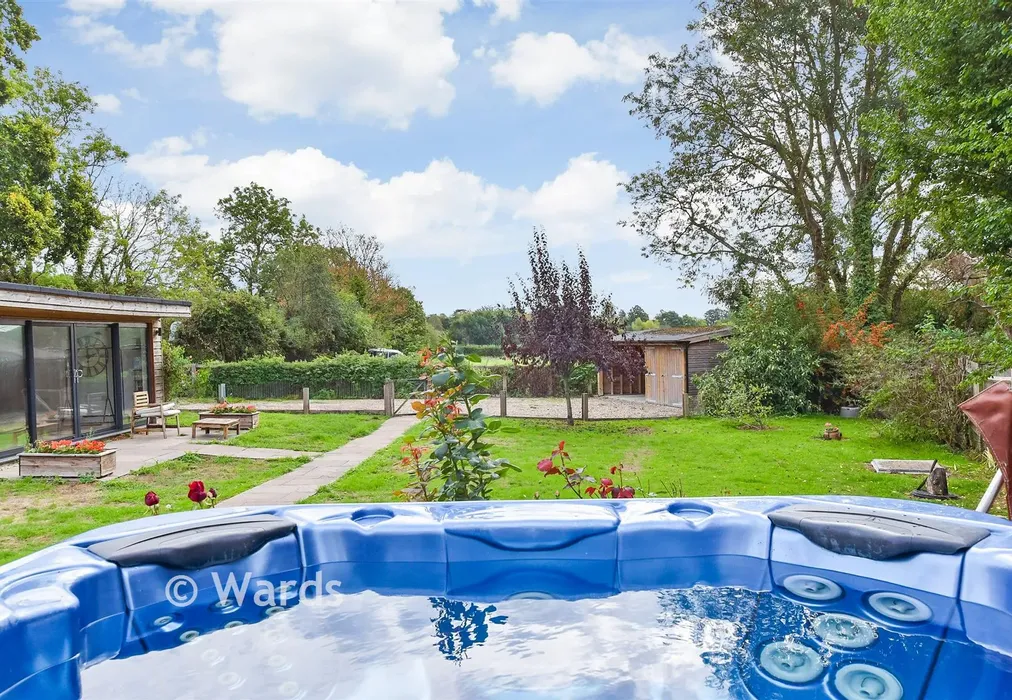External Lifestyle Photograph - Lughorse Lane, Hunton, Maidstone, Kent - Wards of Kent