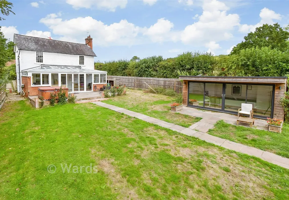 Rear Elevation - Lughorse Lane, Hunton, Maidstone, Kent - Wards of Kent