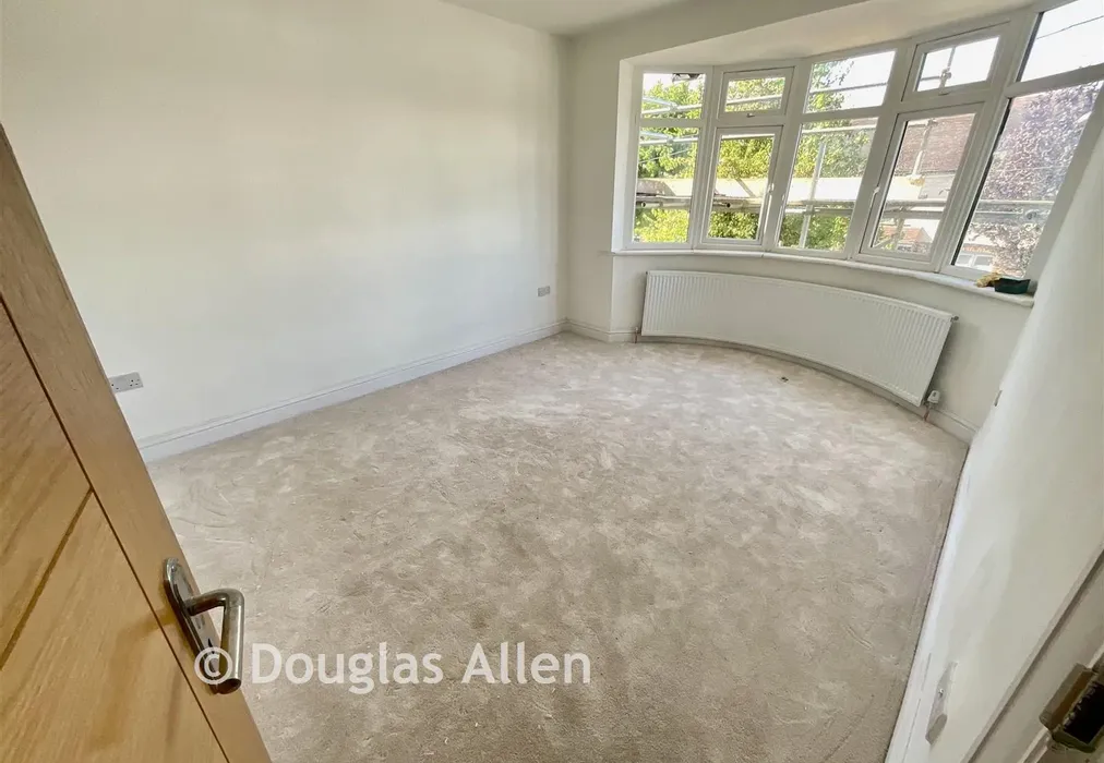 Bedroom - Tufton Road, Chingford - Wards of Kent
