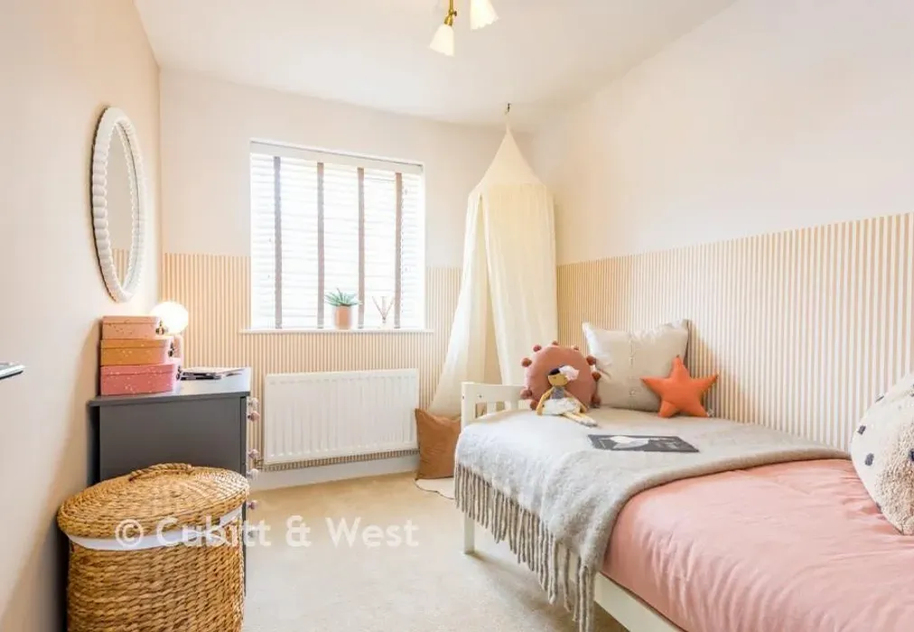 Bedroom 3 - The Frogmore, The Cygnets, Heather Lane, South Chailey, East Sussex - Wards of Kent
