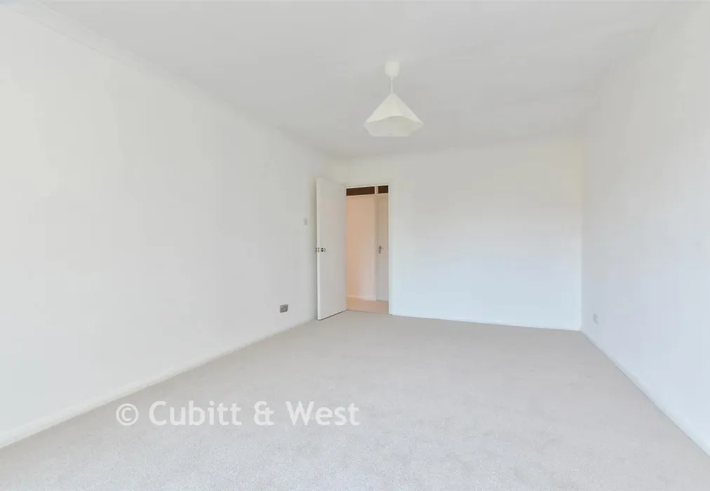 Lounge - Carshalton Road, Sutton, Surrey - Wards of Kent