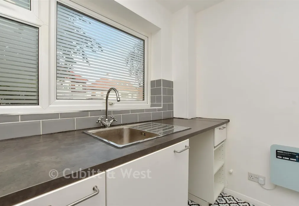 Kitchen - Carshalton Road, Sutton, Surrey - Wards of Kent