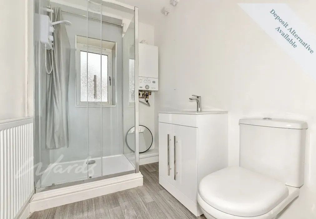 Shower Room - High Street Bridge CT4 - Wards of Kent