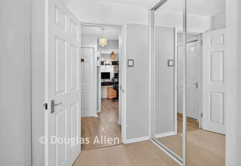 Bedroom - Barley Lane, Romford, Essex - Wards of Kent