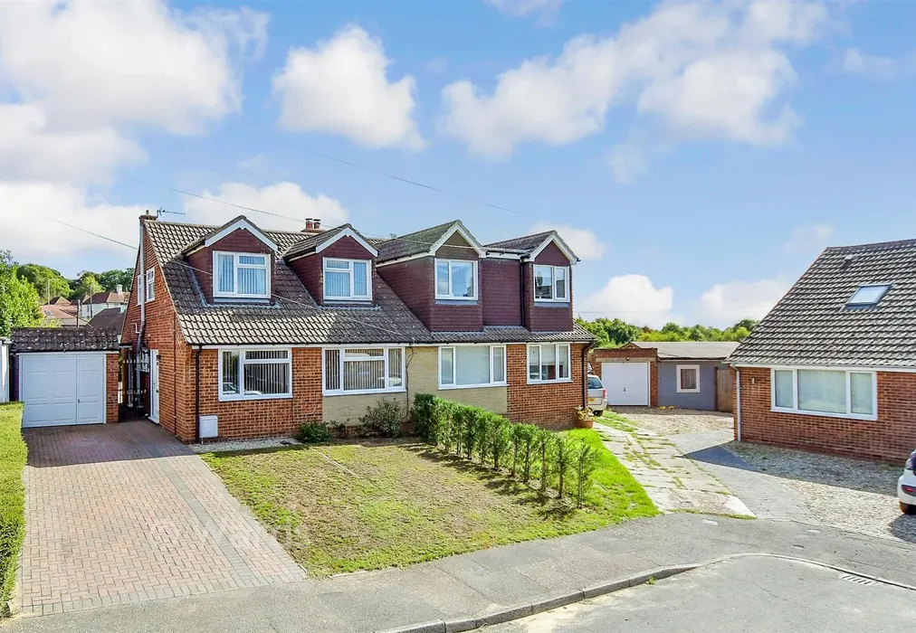 External (Brochure) - Ashendene Grove, Sturry, Canterbury, Kent - Wards of Kent