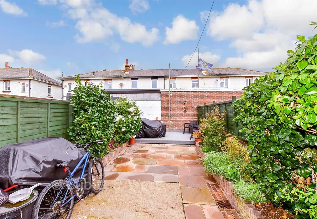 Rear Garden - Jervis Road, Portsmouth, Hampshire - Wards of Kent