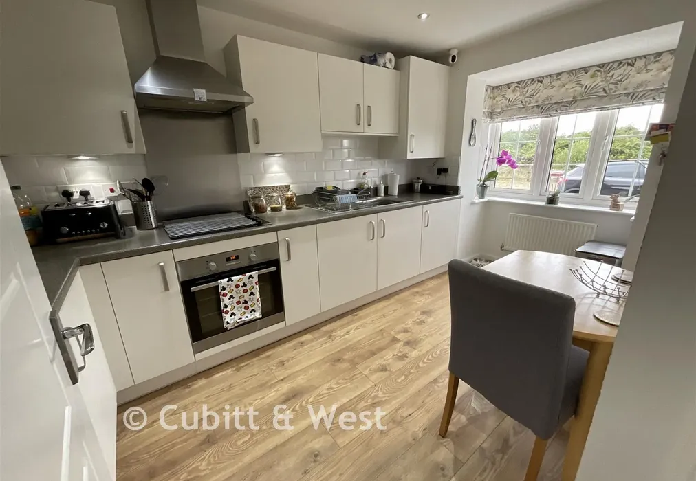 Kitchen - Benjamin Gray Drive, Littlehampton, West Sussex - Wards of Kent